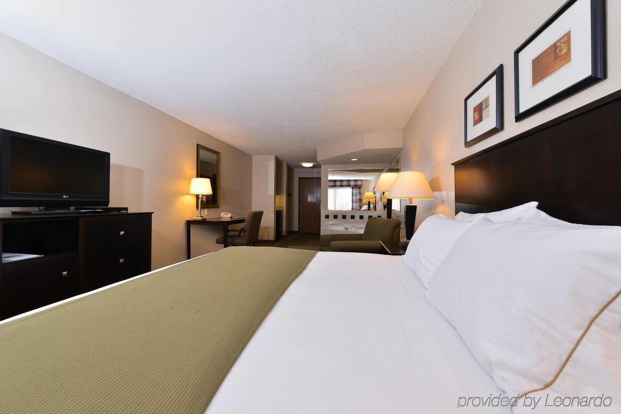 Holiday Inn Express Hotel And Suites Fort Worth/I-20 Exterior foto